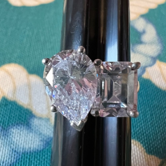 Sterling 2 crystal ring size 8.75 - Picture 4 of 8